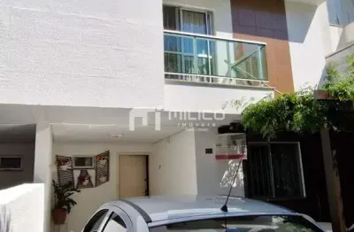 Excelente sobrado, localizado no bairro vila nova em francisco beltrão