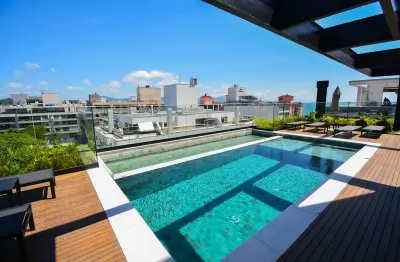 Cobertura duplex 3 suítes, 4 vagas de garagem- jurerê internacional