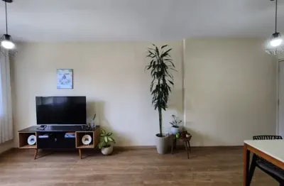 Apartamento com 2 dormitórios e 1 vaga no centro de florianópolis