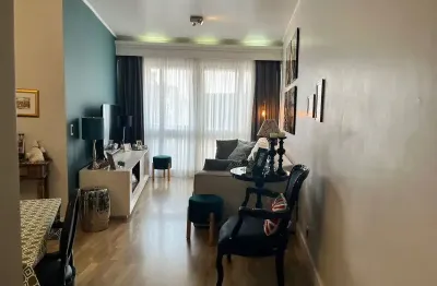 Apartamento de 03 dormitórios, 1 vaga de garagem-  no centro