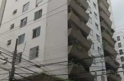 Cobertura plana 12 andar com 3 dormitórios no centro de  florianópolis.
