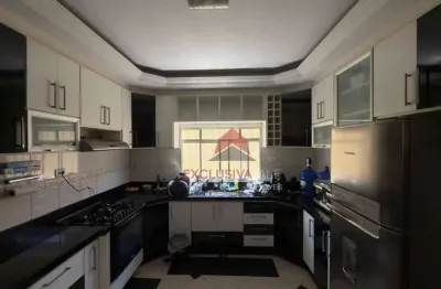 Casa Térrea com 4 dormitórios / Suíte à venda, 113 m² por R$ 650.000 - Jardim Uirá  próximo ao Impe / Embraer