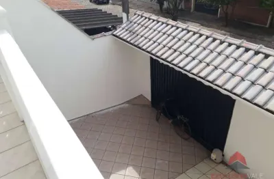Casa com 4 dormitórios à venda, 186 m² por r$ 700.000,00 - jardim uirá - são josé dos campos/sp