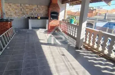 Casa com 3 quartos para alugar na Vila Camilópolis, Santo André 