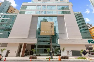 Apartamento à venda no bairro pioneiros - balneário camboriú/sc