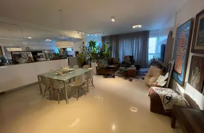 Apartamento com 3 quartos à venda na Rua 1542, 64, Centro, Balneário Camboriú