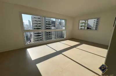 Apartamento com 3 quartos à venda na Rua 201, 150, Centro, Balneário Camboriú