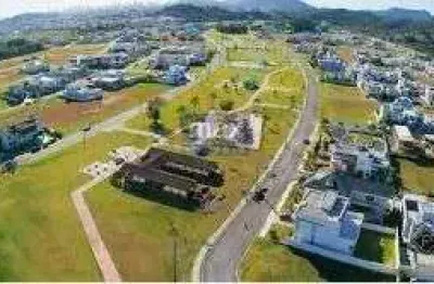 Terreno à venda na Rua Ivo José Rebello, 610, Santa Regina, Camboriú
