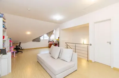 Casa com 3 quartos à venda na Rua Engenheiro José de Freitas Saldanha, 352, Guabirotuba, Curitiba