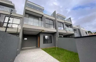 Sobrado a venda com 3 quartos, 180m² e 2 vagas no Tingui - Curitiba