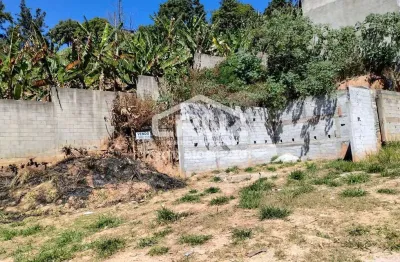 Terreno à venda na Rua Erminia Amalia Novello Dell Lago, Laranjeiras, Caieiras