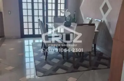 Casa com 3 quartos à venda na Rua dos Pinheirais, Serpa, Caieiras