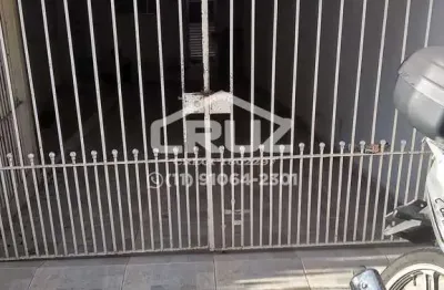 Casa com 2 quartos para alugar na Rua Tupinambás, Centro, Francisco Morato