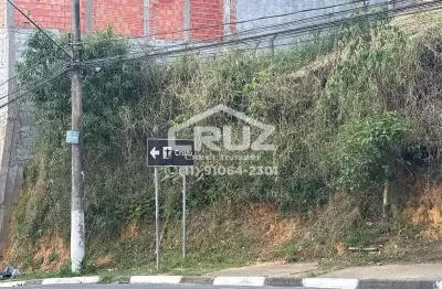 Terreno à venda na Rua Imperatriz Leopoldina, Serpa, Caieiras
