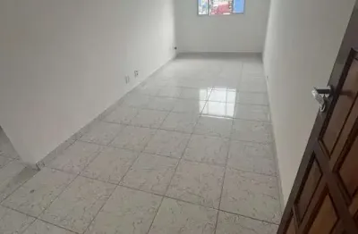 Casa com 2 quartos para alugar na Vila Sonia, Praia Grande 