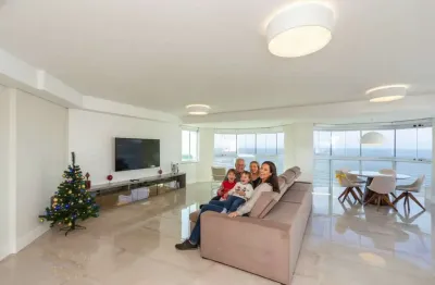 Apartamento frente mar a venda no ed. maria luiza em balneário camboriú