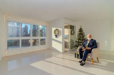 Apartamento com 4 quartos à venda na Rua 3700, 415, Barra Sul, Balneário Camboriú