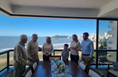 Apartamento com 3 quartos à venda na Avenida Atlântica, 1250, Centro, Balneário Camboriú