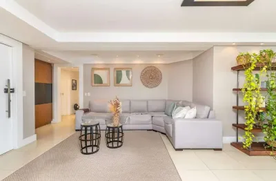 Apartamento à venda na 2ª quadra de balneário camboriú com 3 suítes