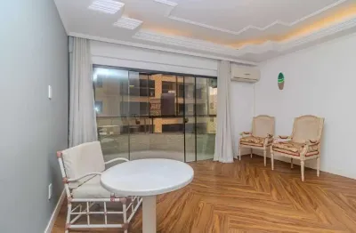 Apartamento à venda com 03 suítes na barra norte em balneário camboriú.