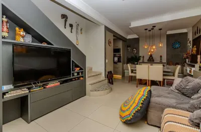 Casa com 3 quartos à venda na Rua Rachel de Queiroz, 148, Praia dos Amores, Balneário Camboriú