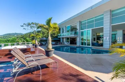 Casa em condomínio fechado com 5 quartos à venda na Avenida Rodesindo Pavan, 1800, Praia do Estaleiro, Balneário Camboriú