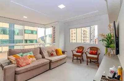 Apartamento à venda na 2ª quadra de balneário camboriú com 3 suítes