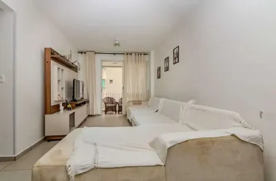 Apartamento com 03 dormitórios à venda no centro de balneário camboriú.