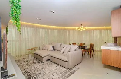 Apartamento com vista mar à venda no centro de balneário camboriú