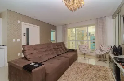 Apartamento um por andar à venda no ed. solar gonçalves em balneário camboriú