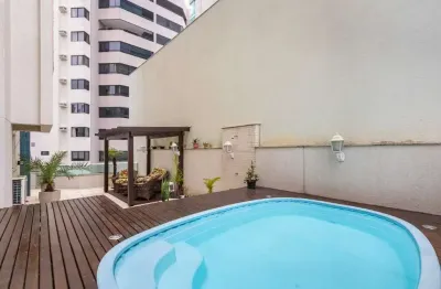 Apartamento à venda no lago di garda na 2ª quadra do mar em balneário camboriú