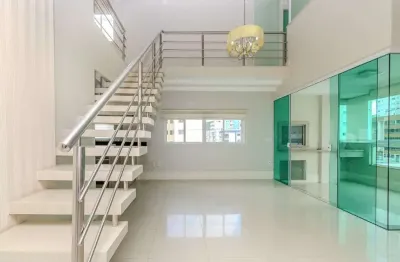 Apartamento duplex à venda no ed. innovare no centro de balneário camboriú