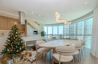 Apartamento vista mar à venda no ed. le majestic no centro de balneário camboriú