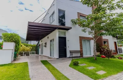 Casa em condomínio fechado com 3 quartos à venda na Avenida Hermógenes de Assis Feijó, 1100, Barra, Balneário Camboriú