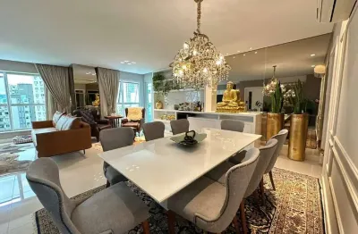 Apartamento com 4 quartos à venda na Avenida Brasil, 3160, Centro, Balneário Camboriú