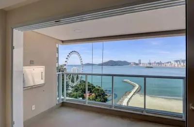 Apartamento com vista mar à venda no Ed. Santé em Balneário Camboriú