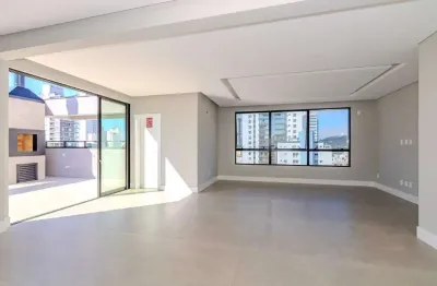 Cobertura duplex à venda no ed. torre de booz em balneário camboriú