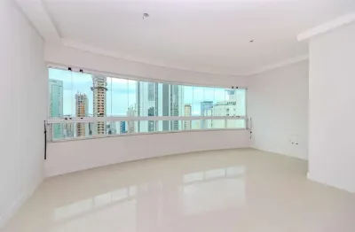 Apartamento à venda no ed. porto da barra em balneário camboriú