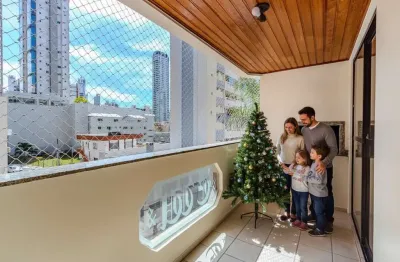 Apartamento à venda com terraço privativo em balneário camboriú - segunda quadra do mar