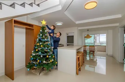 Cobertura duplex com vista mar à venda no ed. emerald residence na praia brava