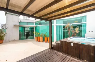 Cobertura 4 quartos à venda no ed. golden alliance balneário camboriú