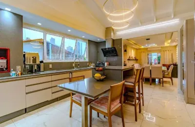 Casa com 2 quartos à venda na Rua 2870, 818, Centro, Balneário Camboriú