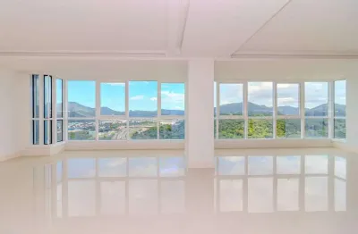 Apartamento com 4 quartos à venda na Rua 3700, 425, Centro, Balneário Camboriú