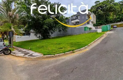 Terreno à venda na Avenida Hermógenes de Assis Feijó, 621, Barra, Balneário Camboriú