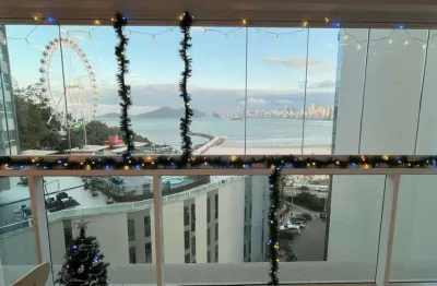 Apartamento com vista mar à venda no ed. santé em balneário camboriú