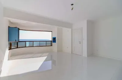 Apartamento frente mar à venda no ed. vale dourado em balneário camboriú