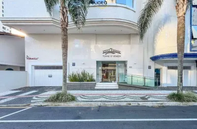 Apartamento à venda na torre d'veneza em balneário camboriú