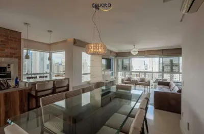 Apartamento com vista mar à venda em balneário camboriú