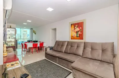 Apartamento à venda no ed. ilha d&#39; montserrat em balneário camboriú