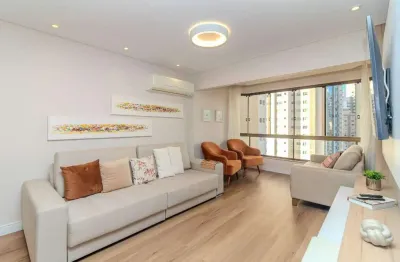 Apartamento com 3 quartos à venda na Avenida Atlântica, 1250, Centro, Balneário Camboriú